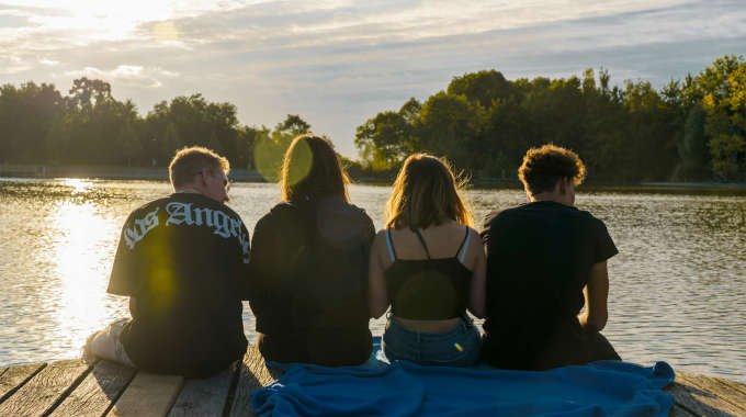 Ensenar-habilidades-para-la-vida-en-adolescencia-e-infancia-beneficios-para-la-salud-mental-y-el-aprendizaje